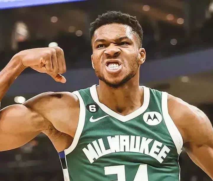  字母哥第一赛季 