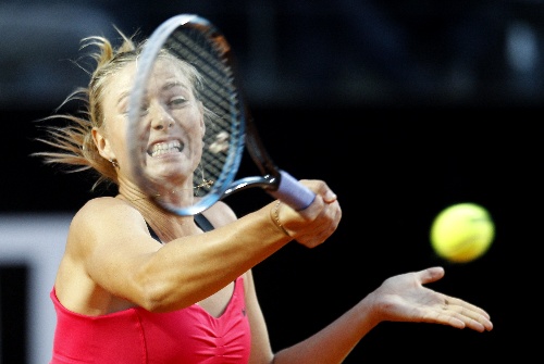 莎拉波娃在塞尔维亚队比赛中晋级下一阶段，败北引发热议！观众掌声雷动的简单介绍